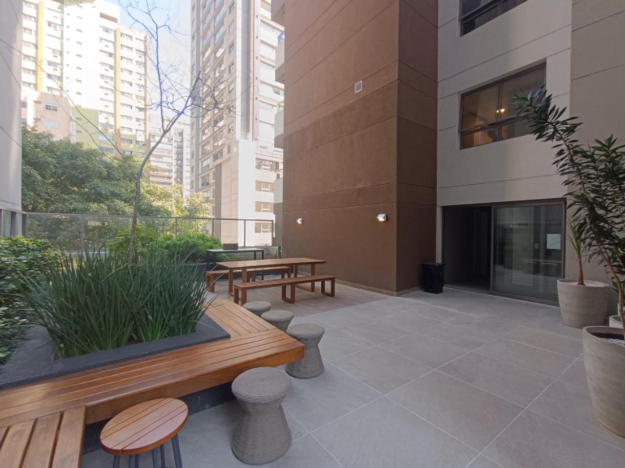 Apartamento Pertinho Da Paulista, Cama King E Sacada Gostosa!